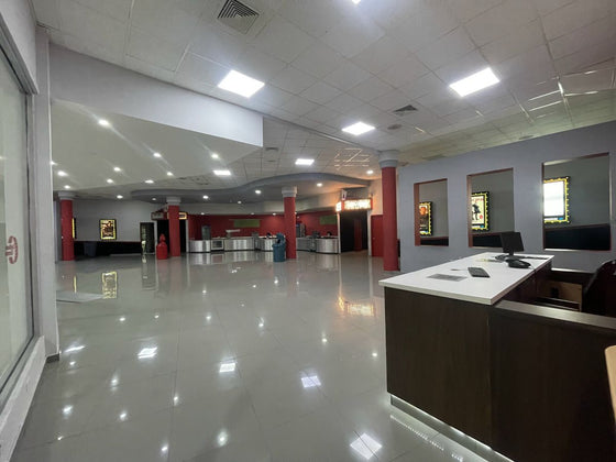 Oficina local comercial call center alquiler venta Arroyo Hondo, Santo Domingo