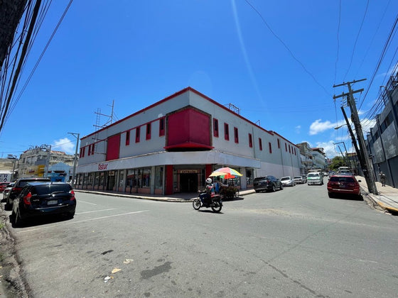 Edificio locales comerciales alquiler venta Ave. Mella, Santo Domingo