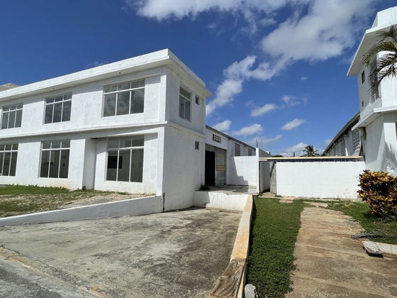 Nave industrial alquiler Zona Franca HainaMosa 1