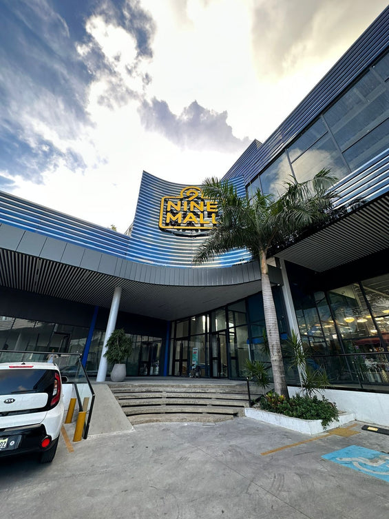 Locales comerciales alquiler Av. Los Proceres, Nine Mall, Santo Domingo