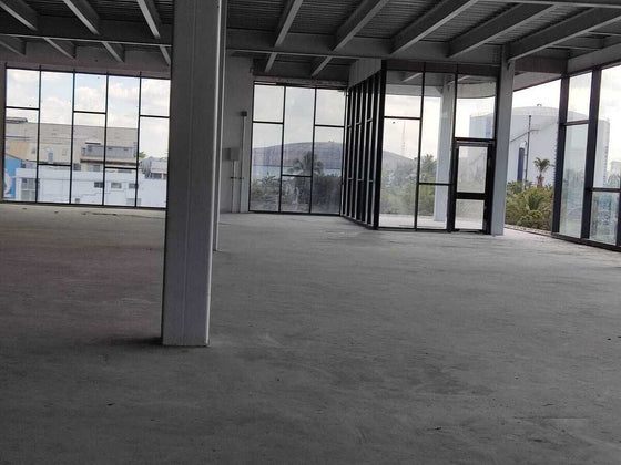 Locales comerciales alquiler Av. Los Proceres, Nine Mall, Santo Domingo