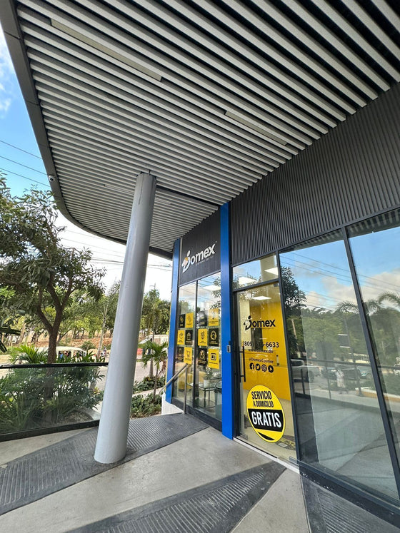 Locales comerciales alquiler Av. Los Proceres, Nine Mall, Santo Domingo