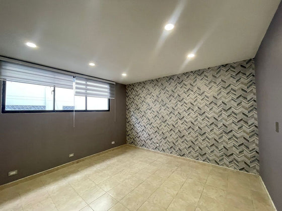 Oficina alquiler Piantini, Santo Domingo
