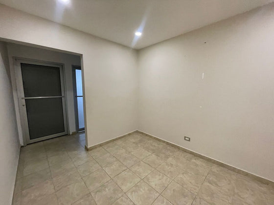 Oficina alquiler Piantini, Santo Domingo