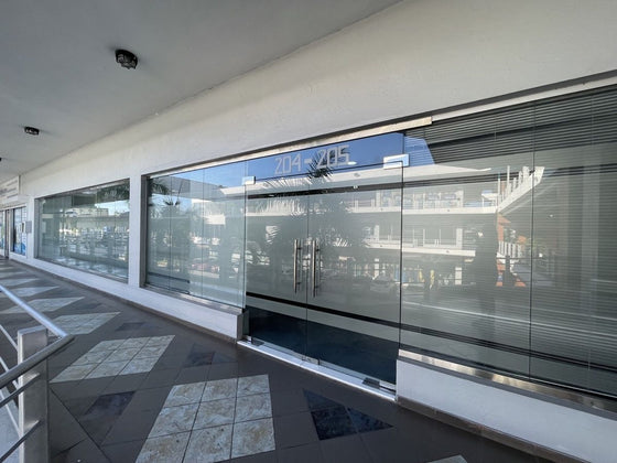 Locales comerciales venta Ens. Kennedy Santo Domingo 221