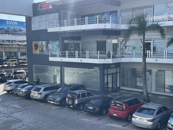 Locales comerciales venta Ens. Kennedy Santo Domingo 221
