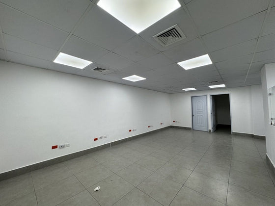 Locales comerciales alquiler 27 de Febrero Santo Domingo