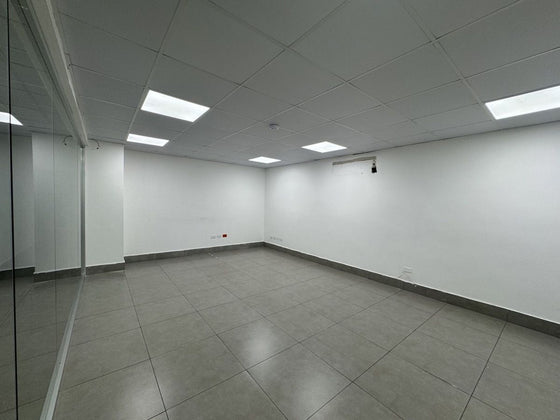Locales comerciales alquiler 27 de Febrero Santo Domingo