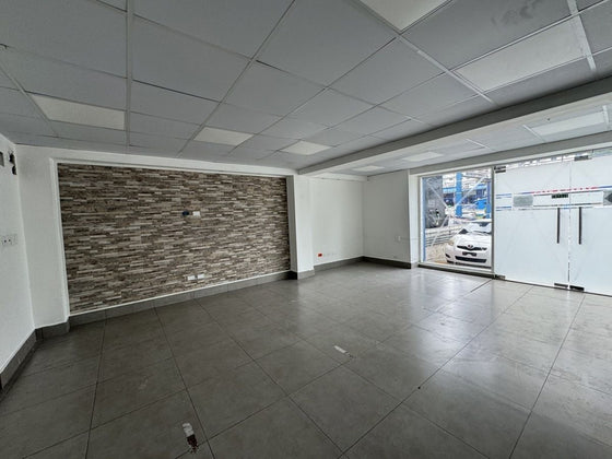 Locales comerciales alquiler 27 de Febrero Santo Domingo