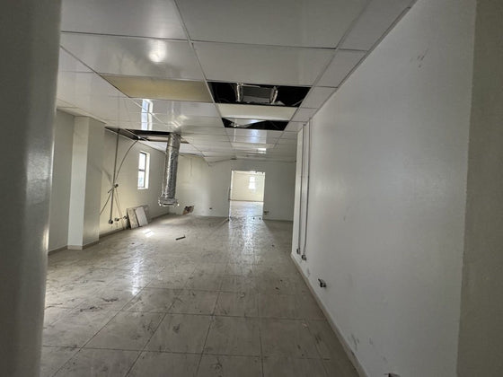 Edificio comercial oficina venta y alquiler Ave. Luperon Santo Domingo