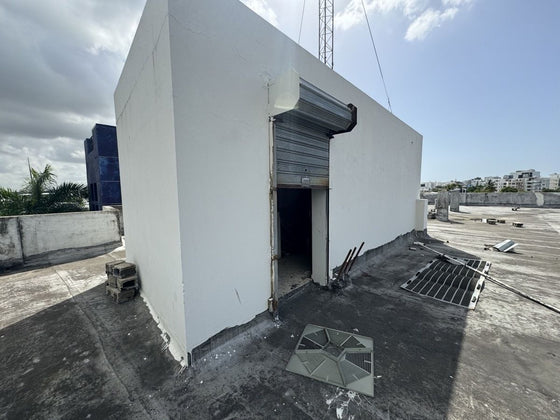 Edificio comercial oficina venta y alquiler Ave. Luperon Santo Domingo