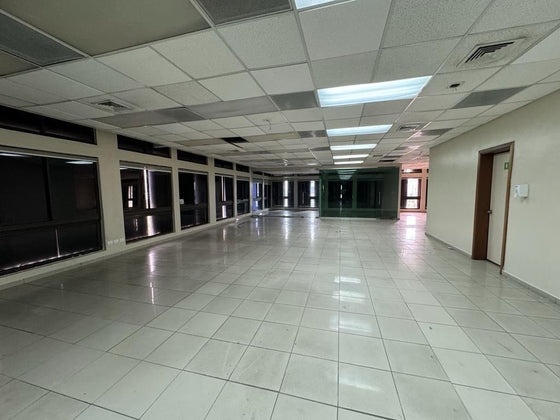 Oficinas alquiler Tiradentes Naco JFK Santo Domingo