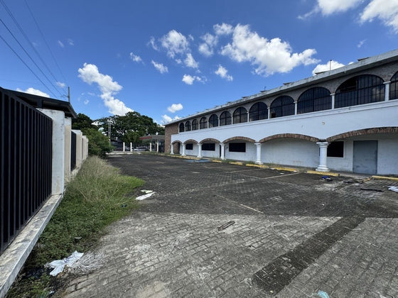 Edificio Oficinas Alquiler Ave. Tiradentes Santo Domingo Quisqueya