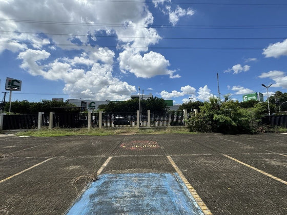 Edificio Oficinas Alquiler Ave. Tiradentes Santo Domingo Quisqueya