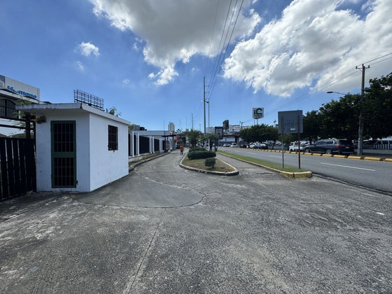 Edificio Oficinas Alquiler Ave. Tiradentes Santo Domingo Quisqueya