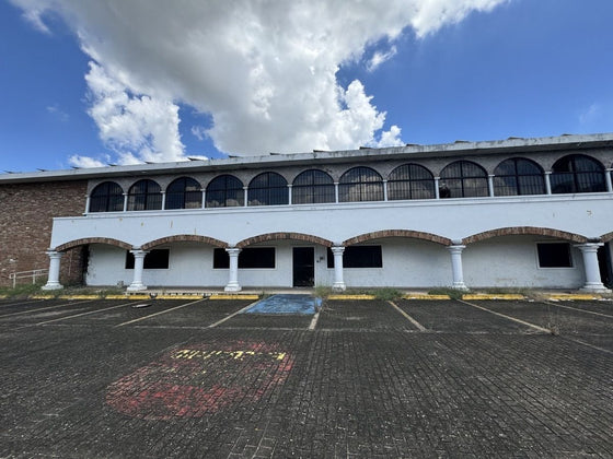 Edificio Oficinas Alquiler Ave. Tiradentes Santo Domingo Quisqueya