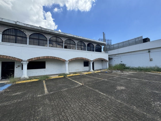 Edificio Oficinas Alquiler Ave. Tiradentes Santo Domingo Quisqueya