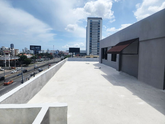 Locales comerciales alquiler El Millon 27 de Febrero Santo Domingo