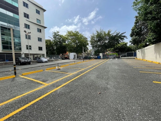 Oficinas alquiler Evaristo Morales Santo Domingo
