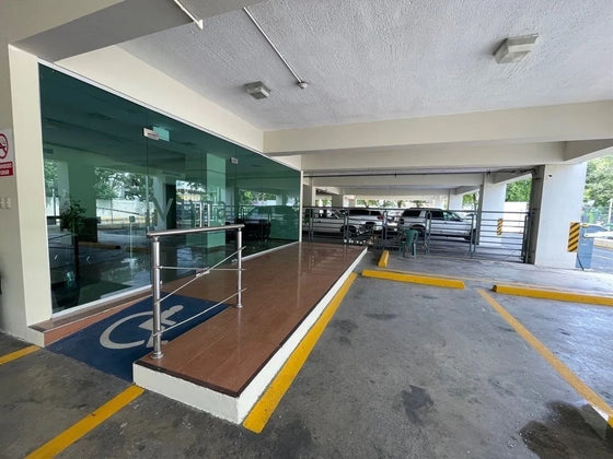Oficinas alquiler Evaristo Morales Santo Domingo