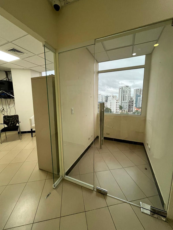 Oficina alquiler Friusa La Esperilla Santo Domingo
