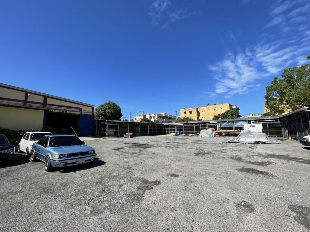 Terreno Nave local comercial venta Villa Faro Santo Domingo Este