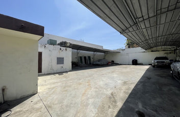 Terreno Local comercial oficina venta 27 de Febrero, Santo Domingo-11