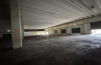 Nave terreno locales comerciales venta Santo Domingo, Ave. Luperon Herrera-50