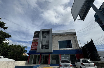 Locales comerciales alquiler 27 de Febrero Santo Domingo-2