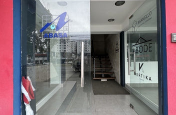 Locales comerciales alquiler 27 de Febrero Santo Domingo-3