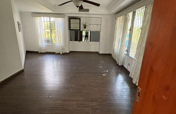 Locales comerciales alquiler Urb. Fernandez Santo Domingo-9