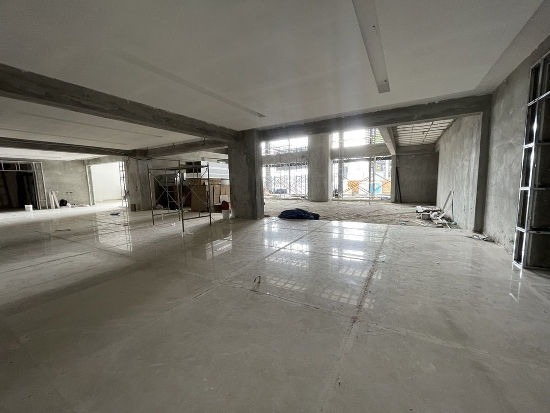 Oficina alquiler Piantini Villa Palmera Santo Domingo 908B