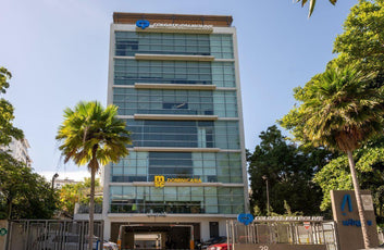 Oficina alquiler Naco Santo Domingo M7-1