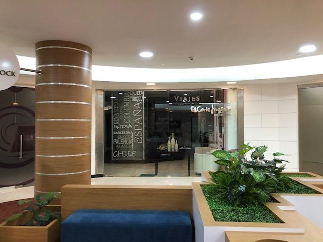 Locales comerciales venta alquiler Piantini Acropolis Santo Domingo