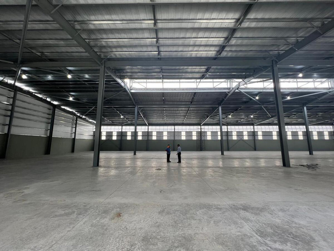 Nave industrial alquiler Aut. Duarte KM 18 Santo Domingo Oeste