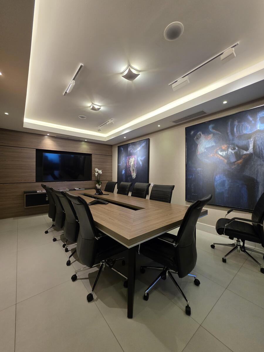 Oficina alquiler amueblada Torre Forum El Millon Santo Domingo