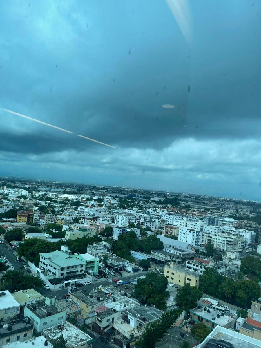 Oficina alquiler amueblada Torre Forum El Millon Santo Domingo