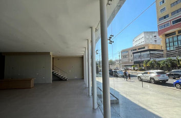 Locales comerciales 1er nivel Naco Santo Domingo-7