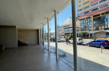 Locales comerciales 1er nivel Naco Santo Domingo-8