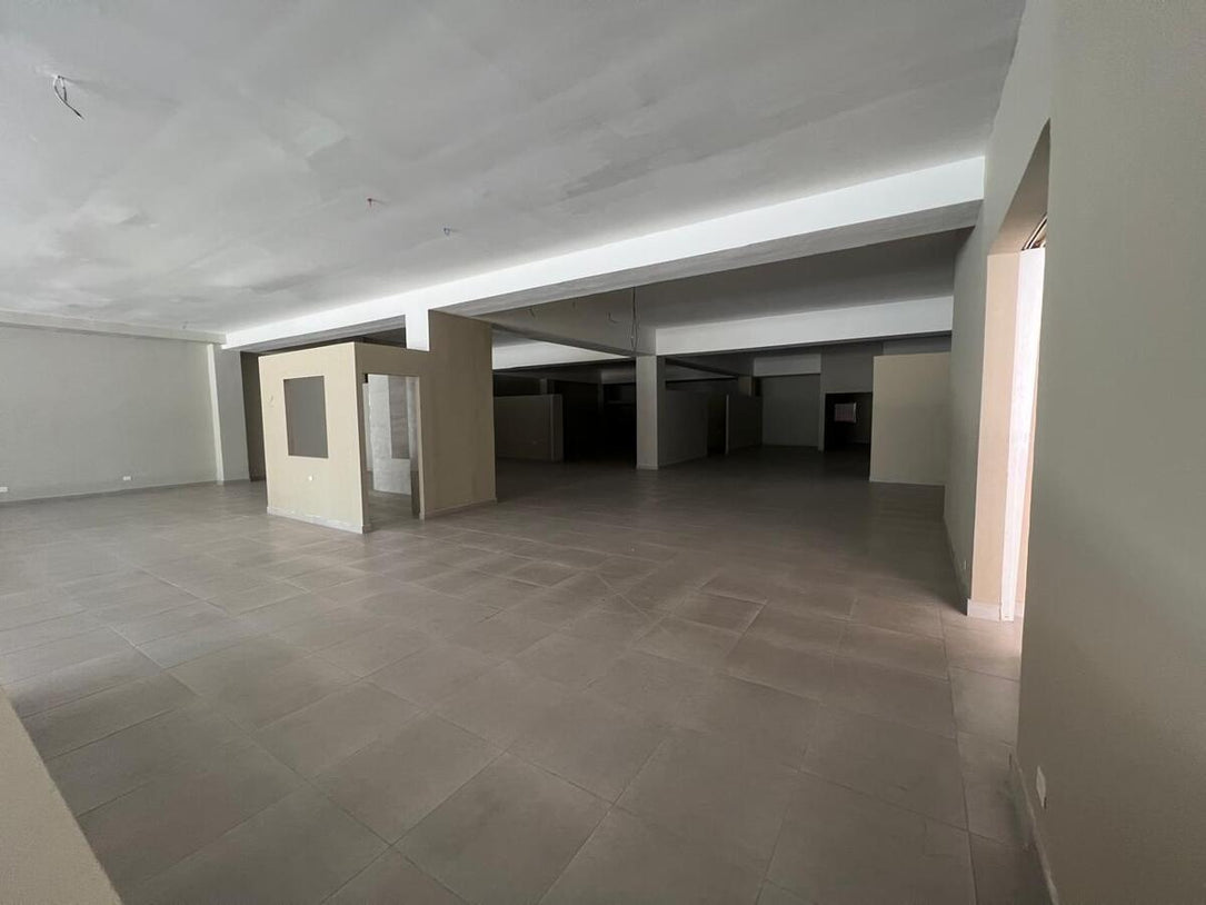 Locales comerciales 1er nivel Naco Santo Domingo