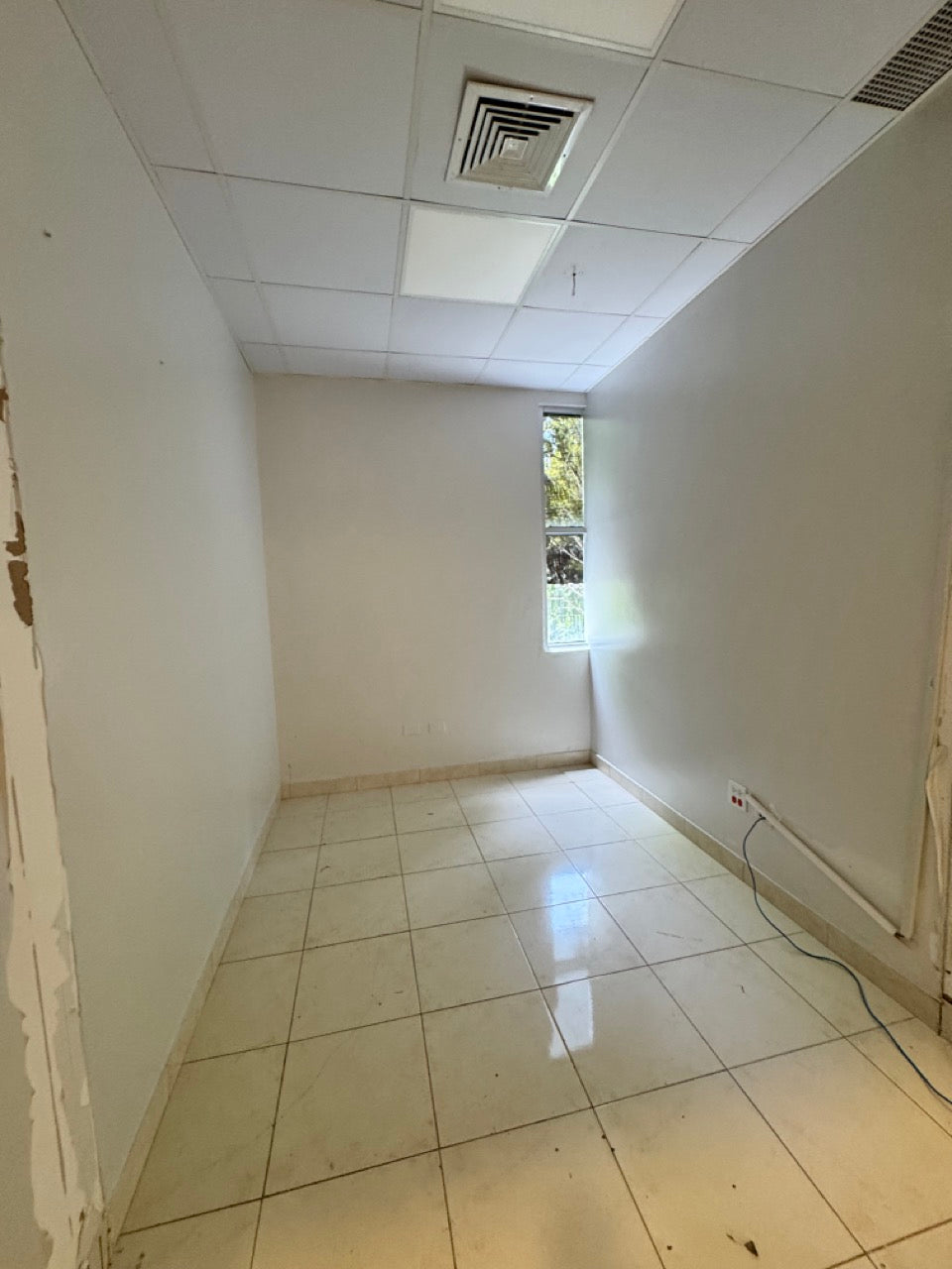 Oficinas alquiler Piantini MIII 301 Santo Domingo