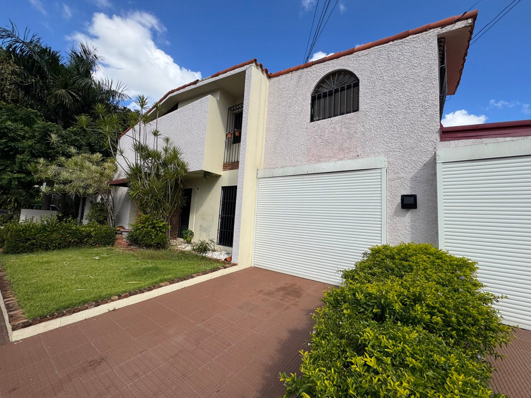 Local comercial casa Arroyo Hondo Viejo Santo Domingo