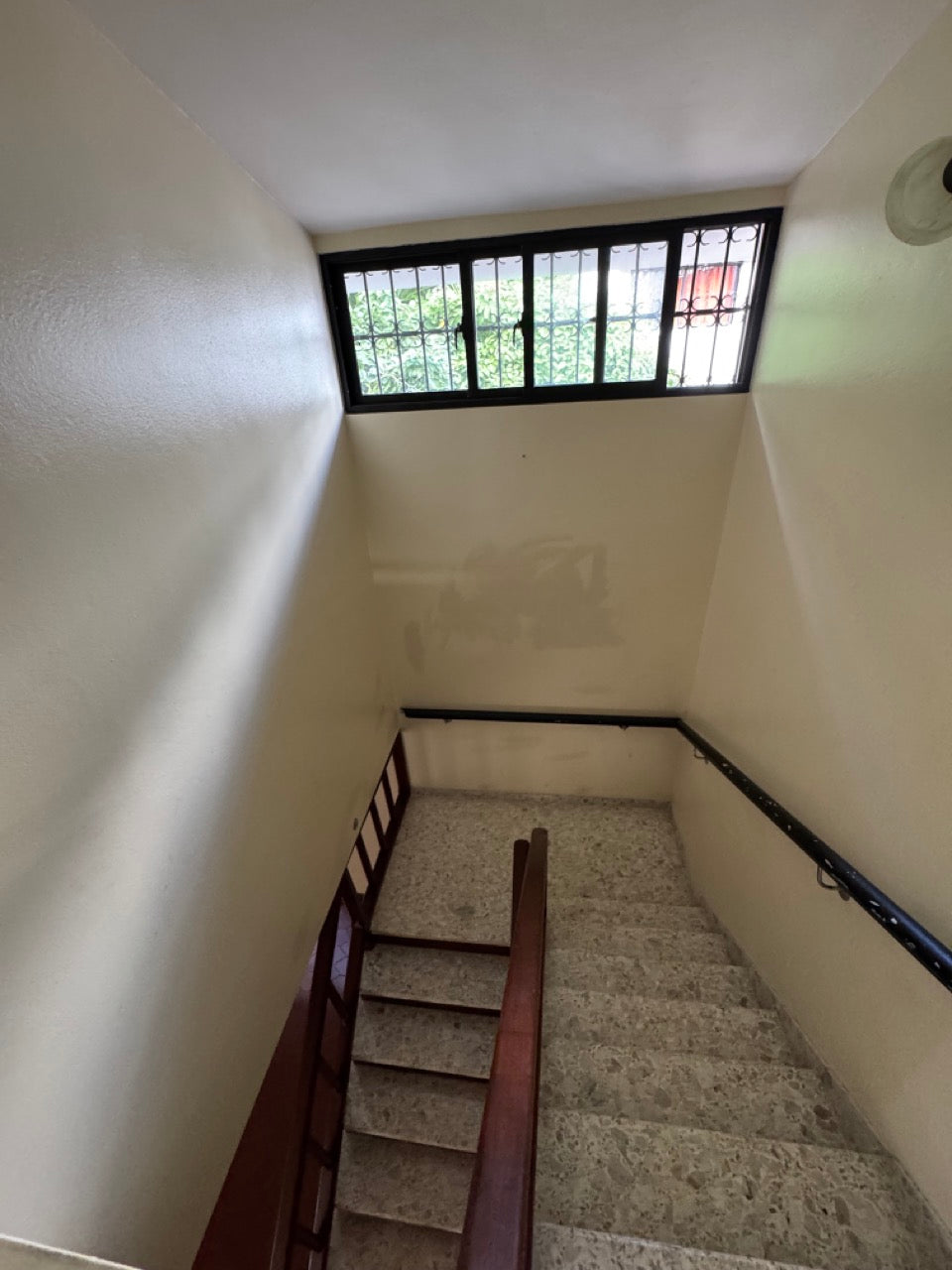 Local comercial casa Arroyo Hondo Viejo Santo Domingo