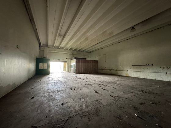 Nave terreno locales comerciales venta Ave. Luperon Herrera, Santo Domingo,
