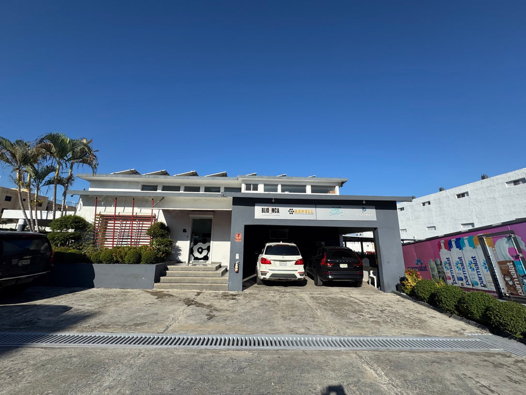 Nave comercial alquiler Villa Aura Santo Domingo Oeste