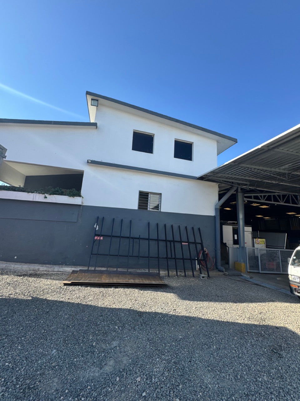 Nave comercial alquiler Villa Aura Santo Domingo Oeste