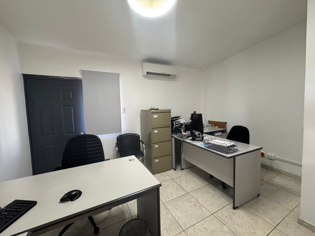 Nave comercial alquiler Villa Aura Santo Domingo Oeste