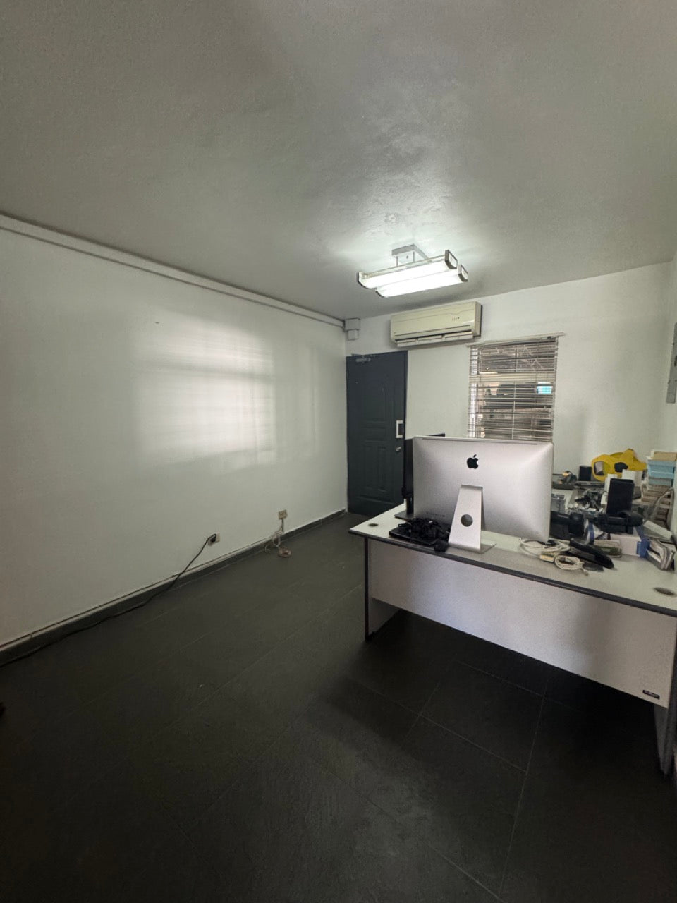 Nave comercial alquiler Villa Aura Santo Domingo Oeste