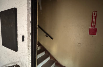 Edificio oficinas comercial Ens. Kennedy, Ave. Tiradentes Santo Domingo-8