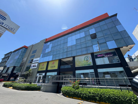 Locales comerciales oficina alquiler, Bella Terra Mall, Santiago